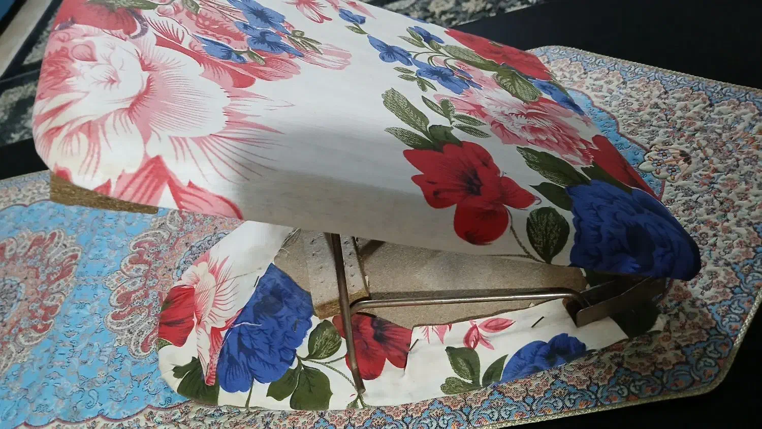 میز اتو تاشو درحدنو۳۰۰|اتو و لوازم اتو|بوئین زهرا, |دیوار