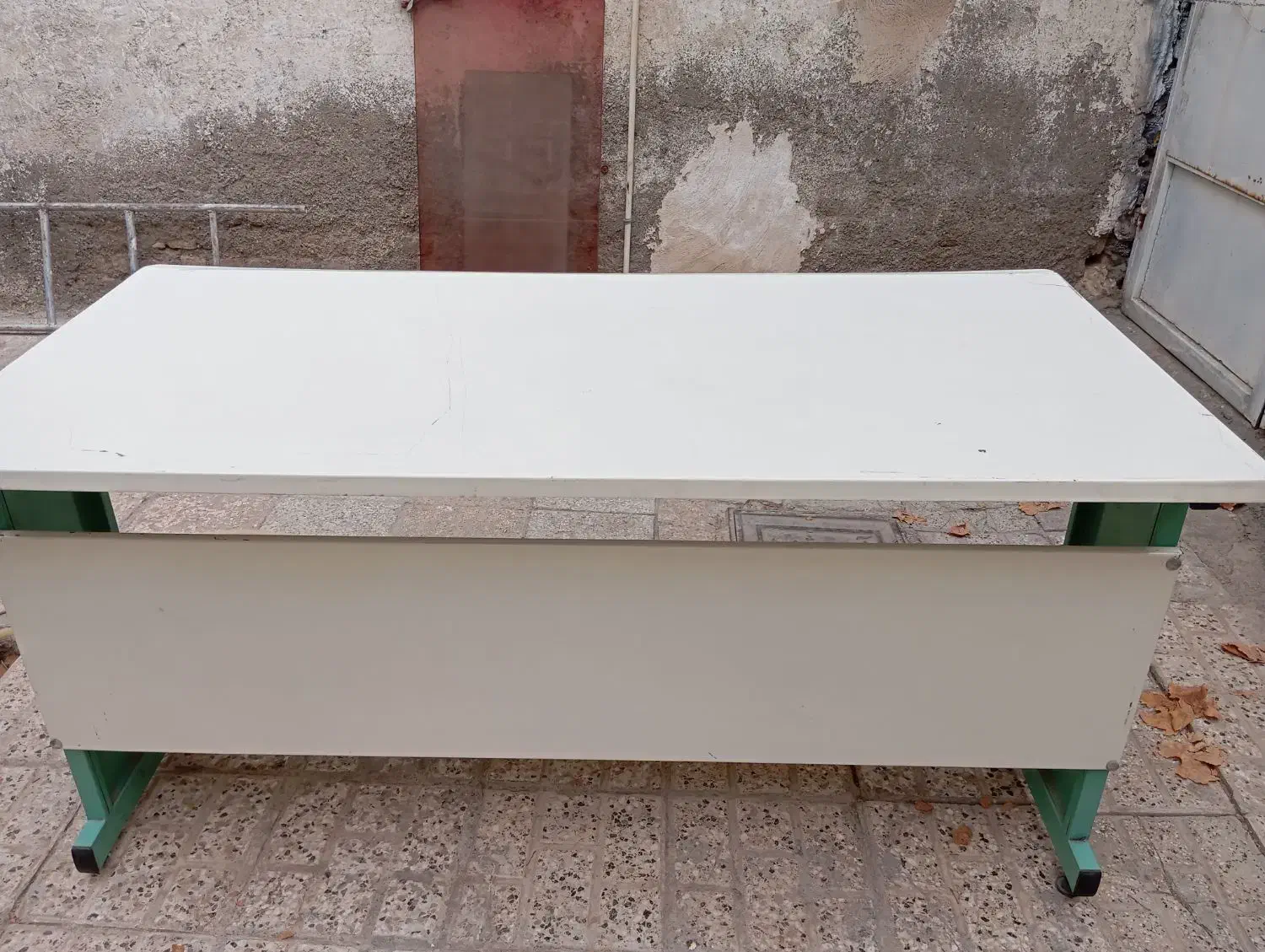 میز تحریر|مبلمان اداری|مشهد, هفت تیر (نه دره)|دیوار