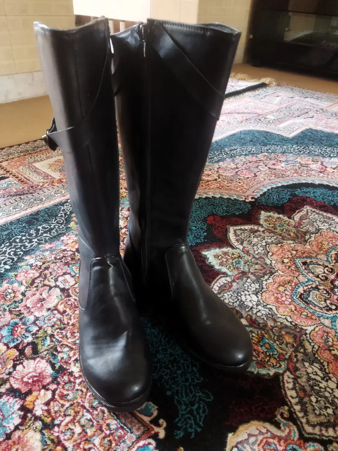 پوت نونو|کیف، کفش، کمربند|اسلام‌شهر, چیچکلو|دیوار