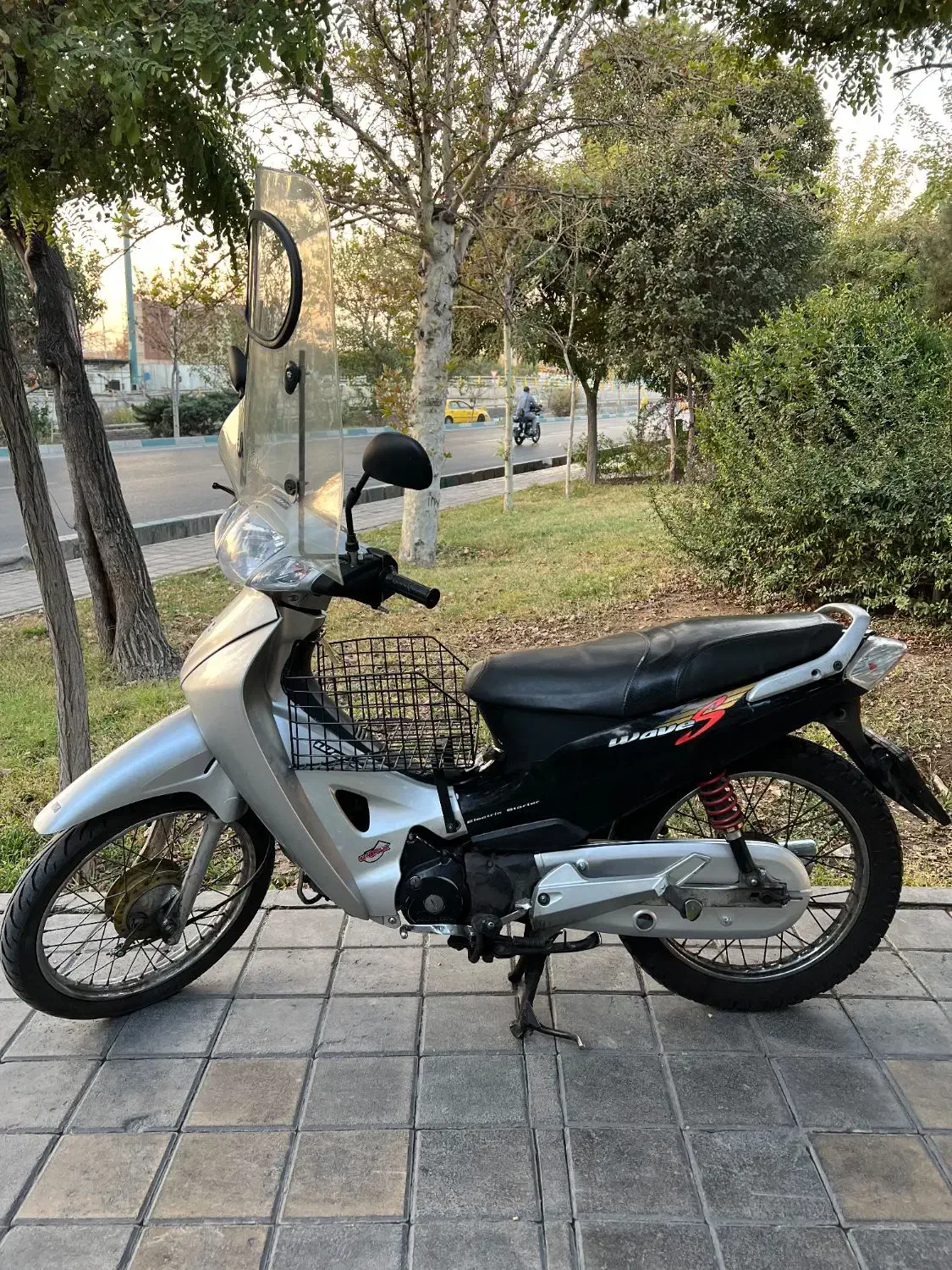 ویو اصلی|موتورسیکلت|تهران, دبستان|دیوار