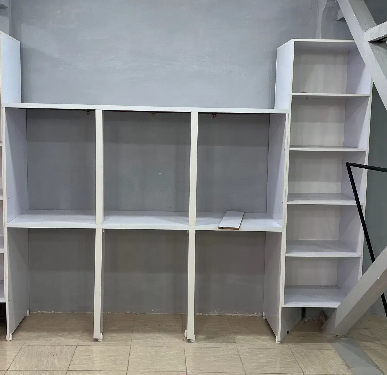 ست کامل قفسه ویترین لوازم خانگی سفید عمق ۹۰ بانه|کتابخانه، شلف، قفسه‌های دیواری|بانه, |دیوار