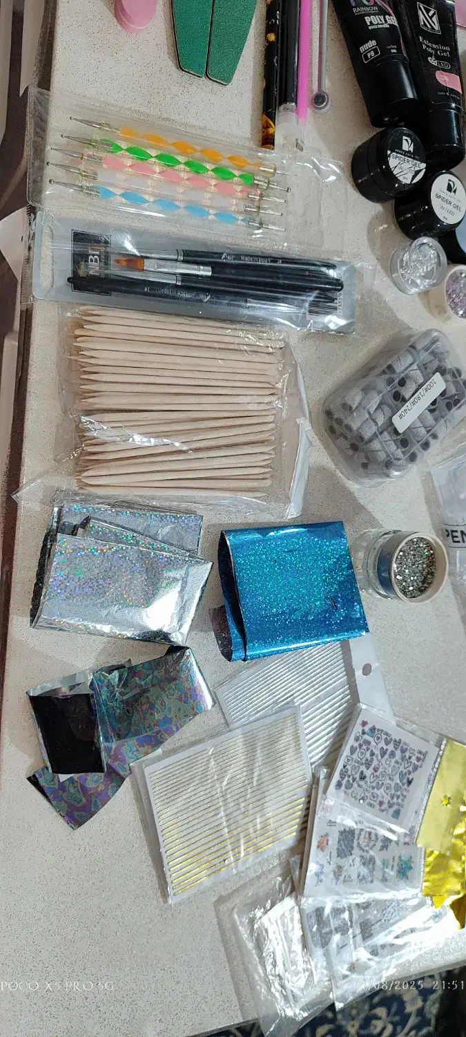 وسایل کاشت ناخن لاین ژل|آرایشگاه و سالنهای زیبایی|رشت, حمیدیان|دیوار