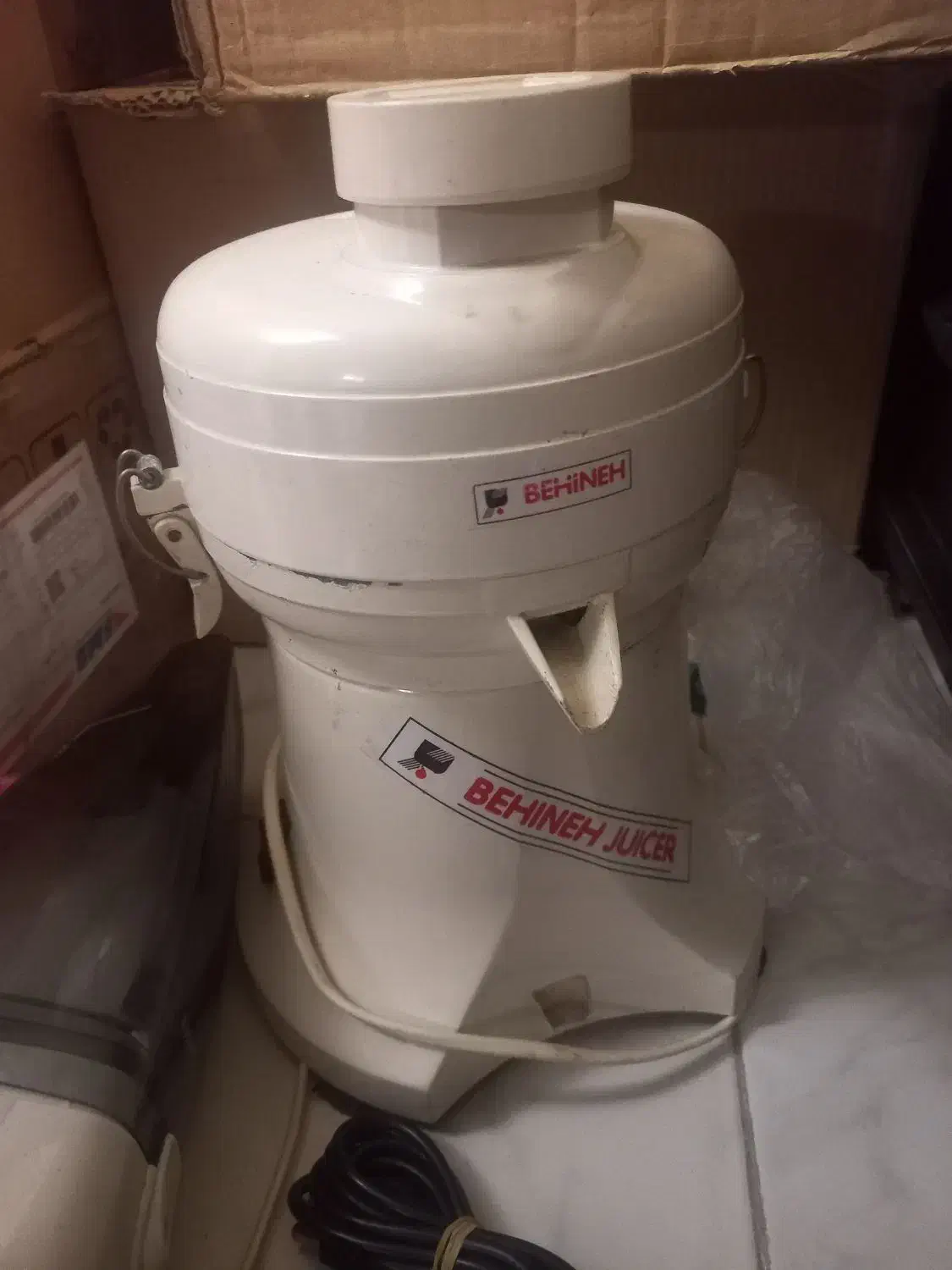 آب میوه گیر نو استفاده نشده|آبمیوهگیر و آبمرکباتگیر|تبریز, |دیوار