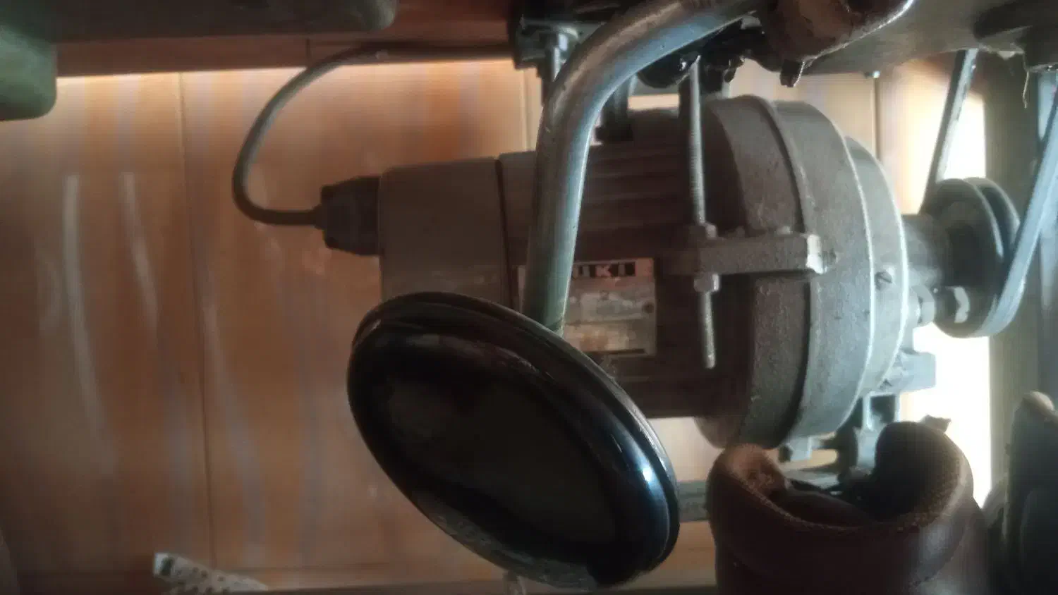 چرخ خیاطی|چرخ خیاطی و ریسندگی|اراک, |دیوار