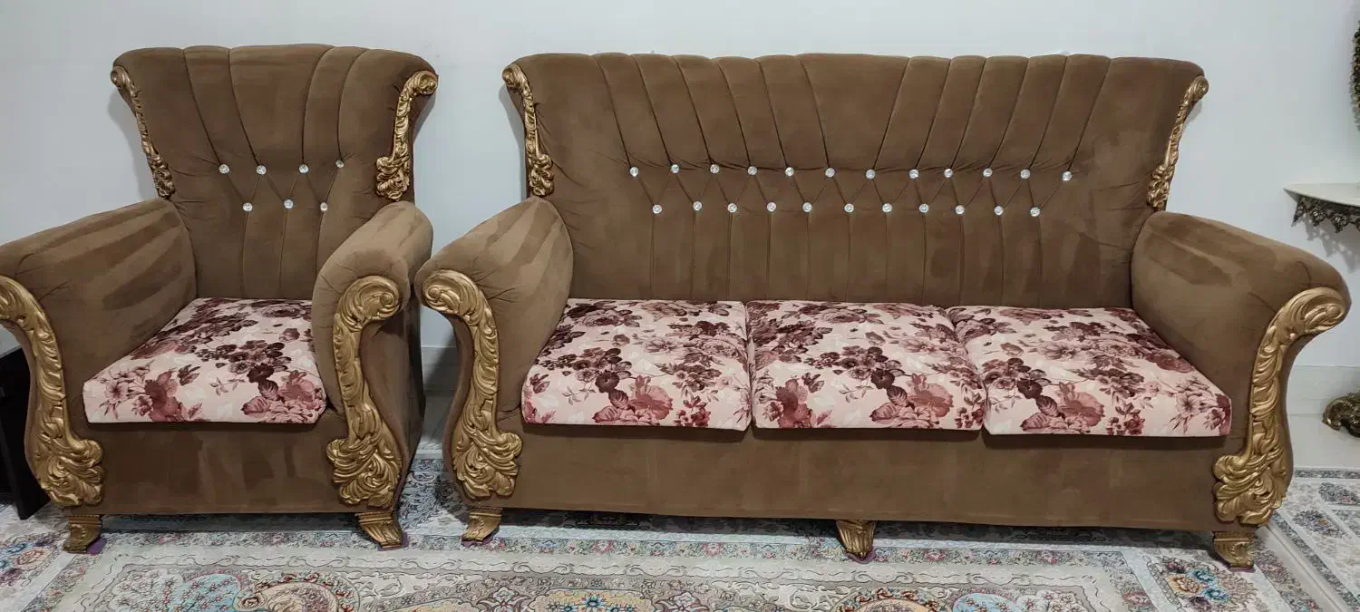 فروش مبل هفت نفره همراه جلو مبلی درحد نو|مبلمان خانگی و میز عسلی|انگوران, |دیوار