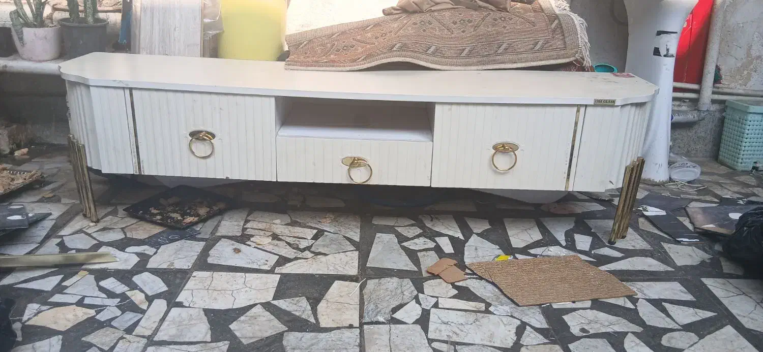 میزان تلوزیون سالم فروش فوری|میز تلویزیون|رشت, بوسار|دیوار