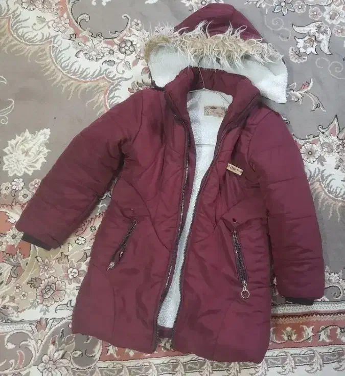 دو عدد کاپشن دخترانه|کفش و لباس بچه|میبد, |دیوار