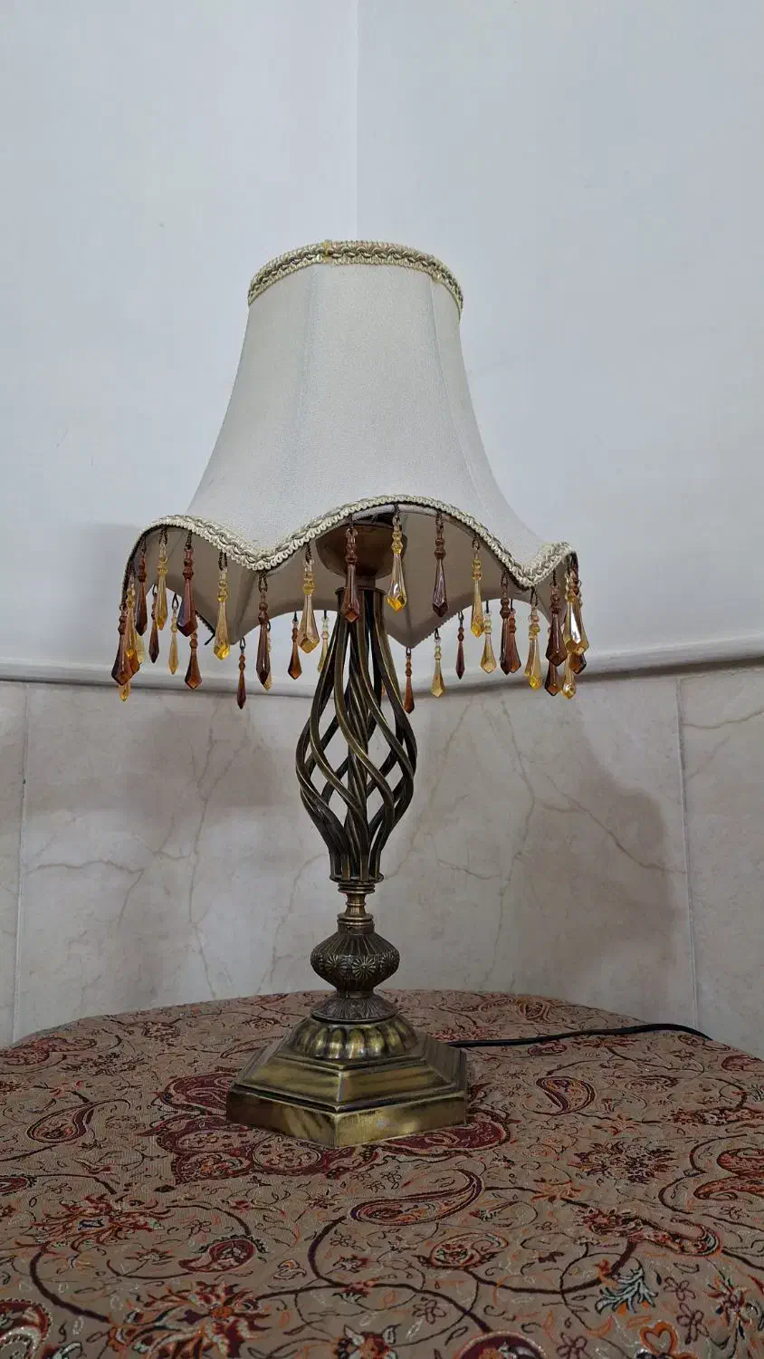 آباژور|چراغ خواب و آباژور|قم, سربخش|دیوار