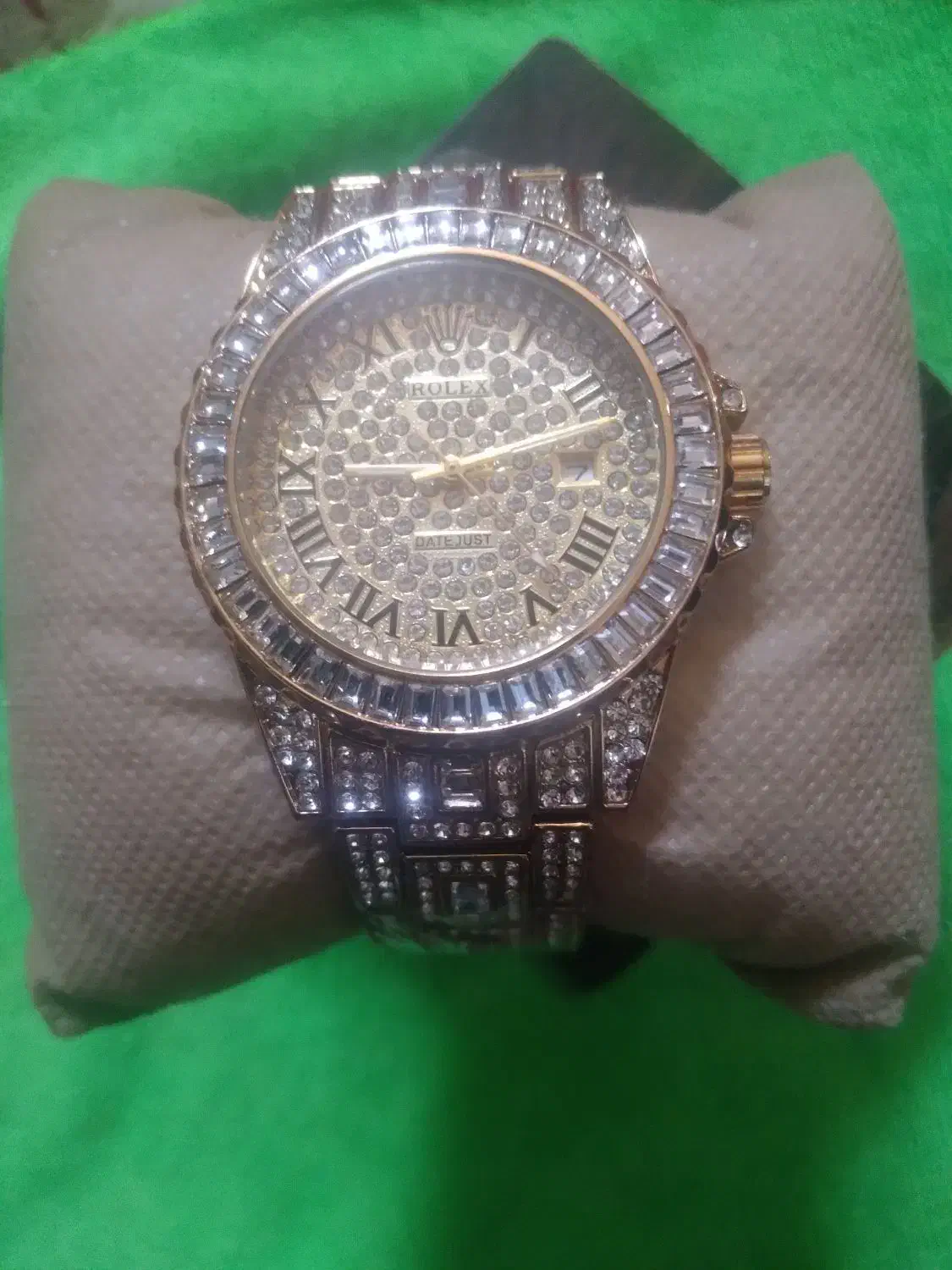 یک عددرولکس|ساعت|زنجان, |دیوار