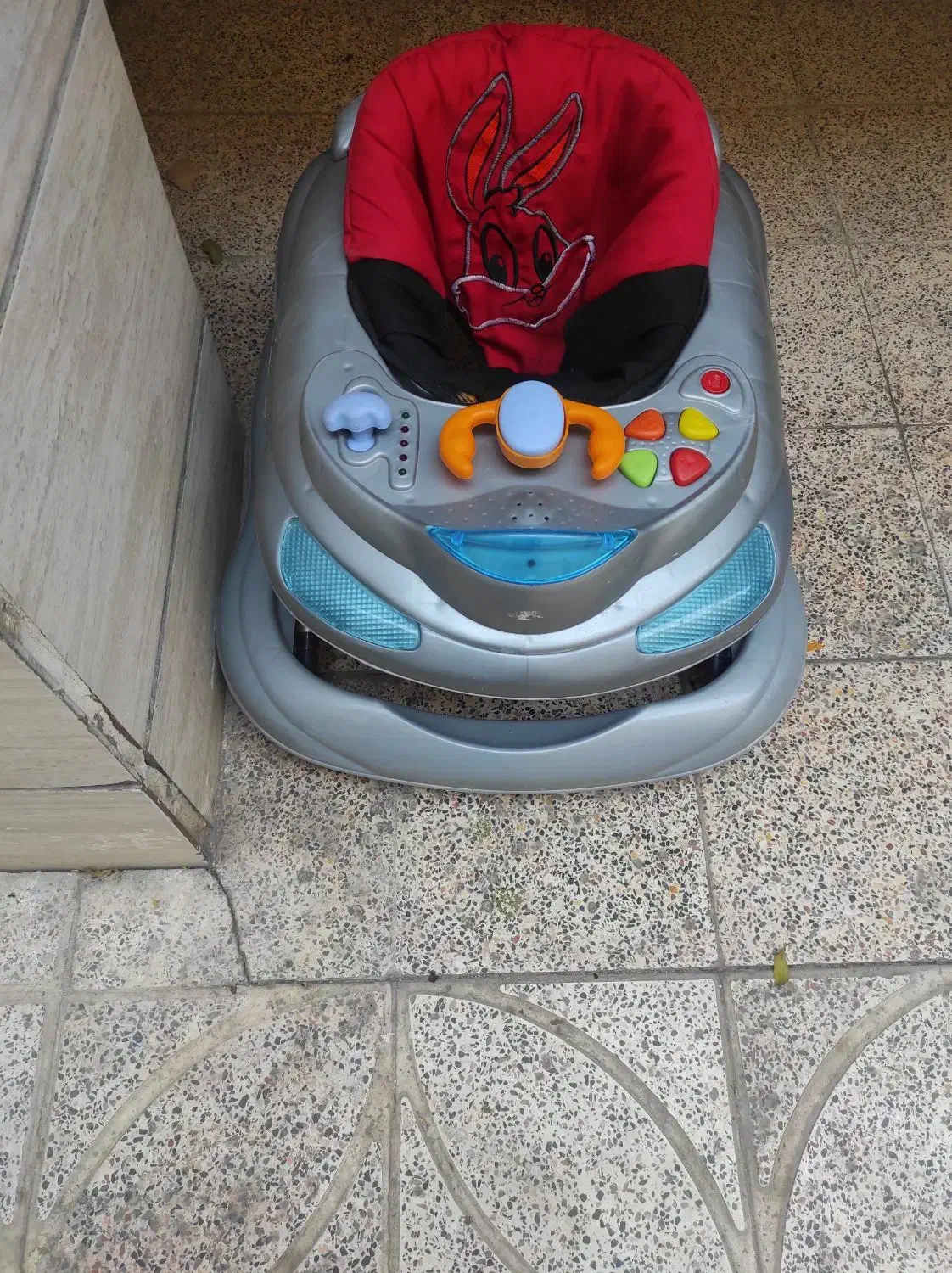 روروک کاملاً سالم در حد نو|اسباب و اثاث بچه|اسلام‌شهر, شهرک واوان|دیوار