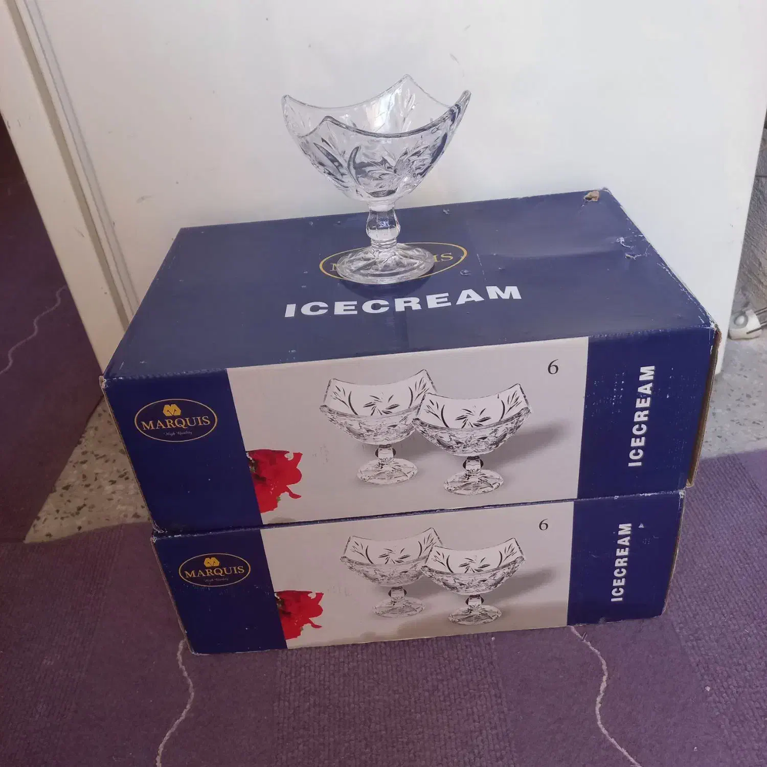 بستنی خوری|ظروف سرو و پذیرایی|شاهین‌شهر, شهرک میلاد|دیوار