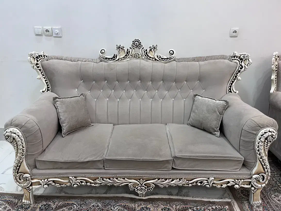 مبلمان نیمه سلطنتی و میزنهارخوری|مبلمان خانگی و میز عسلی|اردکان, |دیوار