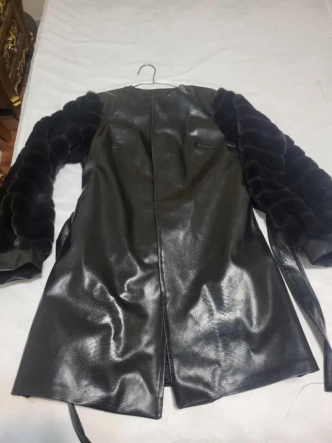 تعداد لباس پالتو|لباس|تهران, جوادیه تهرانپارس|دیوار