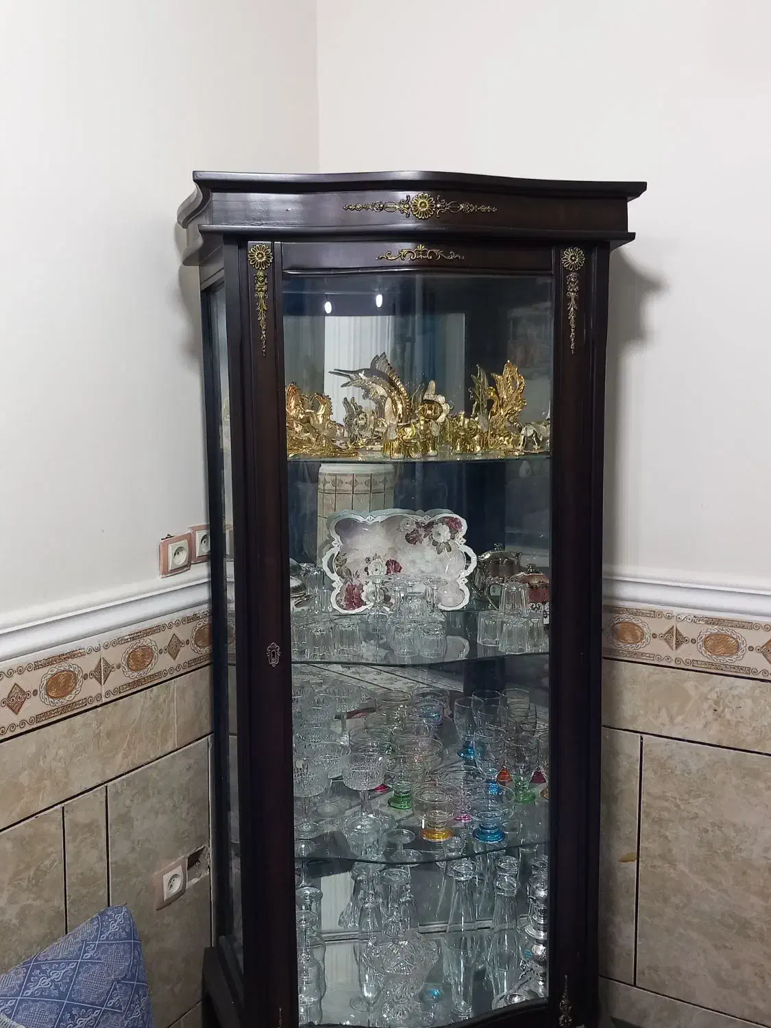 بوفه و ساعت ومیز غذاخوری|میز و صندلی غذاخوری|امیدیه, |دیوار