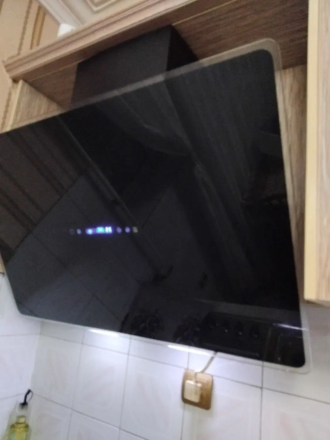 هود سالمه|هود|رشت, رودبارتان|دیوار