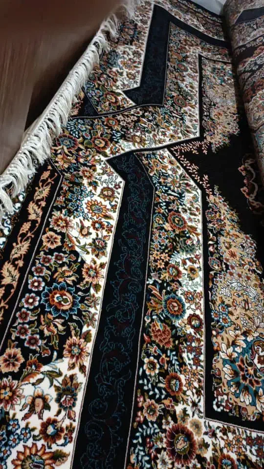 دو عدد فرش سه در چهار|فرش|جیرفت, |دیوار