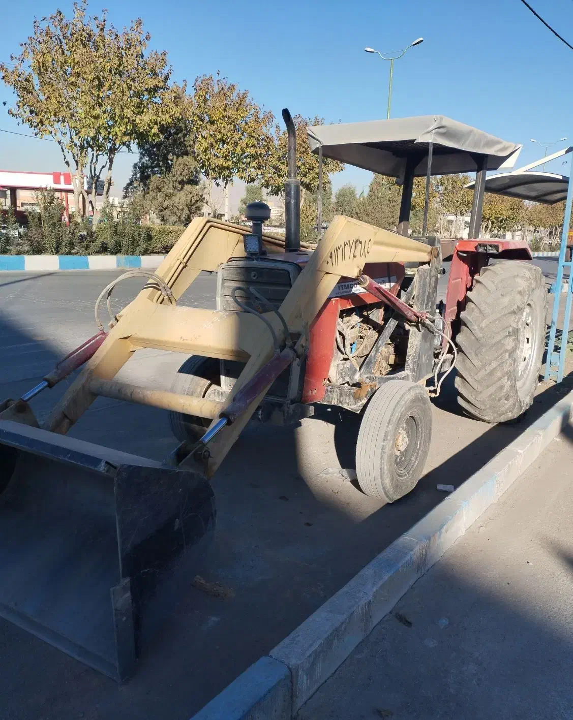 تراکتور بیلی اجاره ای|خدمات حمل و نقل|لنجان, |دیوار