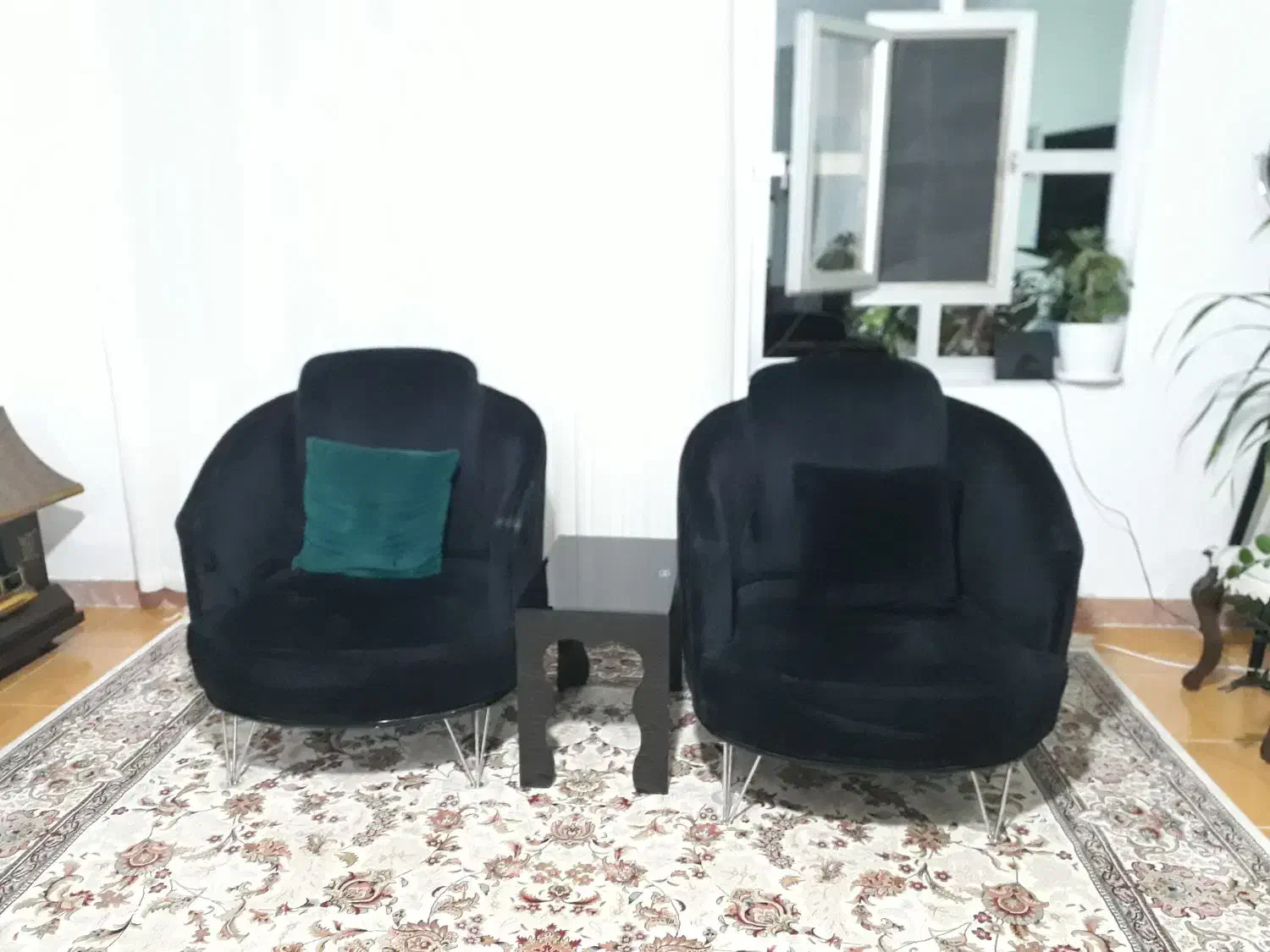 مبل مخملی|مبلمان خانگی و میز عسلی|نمین, |دیوار