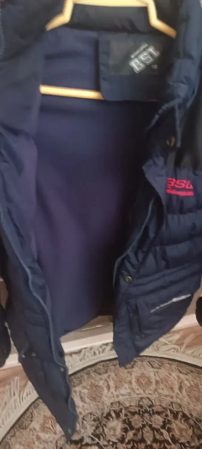 کاپشن|لباس|اصفهان, فجر|دیوار