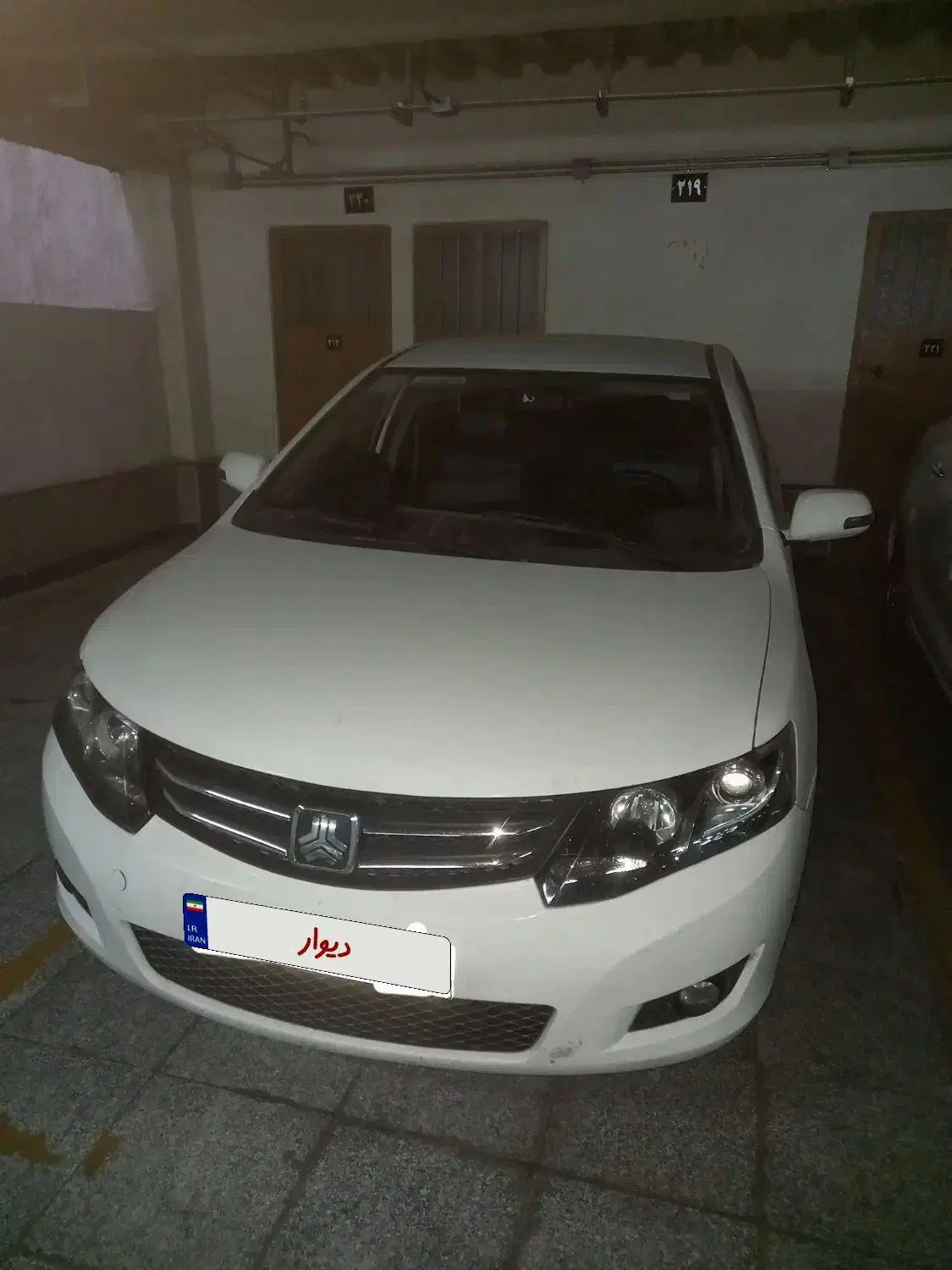 آریو اتومات ۹۷ بدون رنگ|خودرو سواری و وانت|تهران, شهرک چیتگر|دیوار