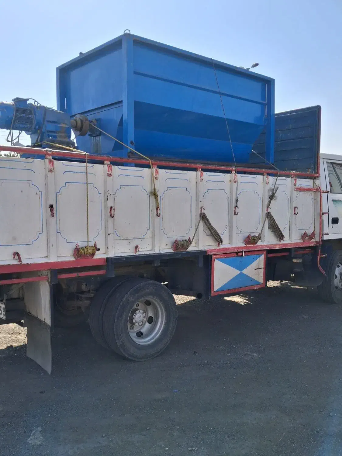 فروش میکسر و آسیاب های خوراک دام و طیور|ماشین‌آلات صنعتی|یزد, |دیوار