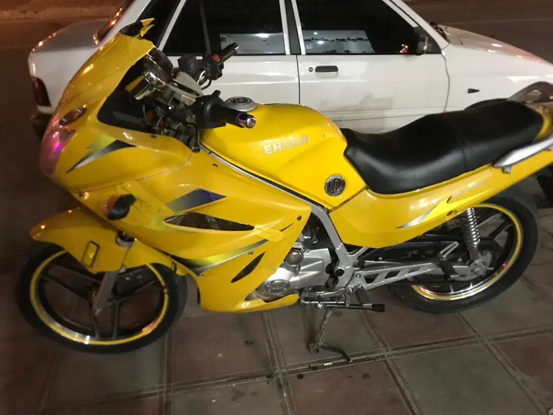 موتورgs200|موتورسیکلت|بانه, |دیوار