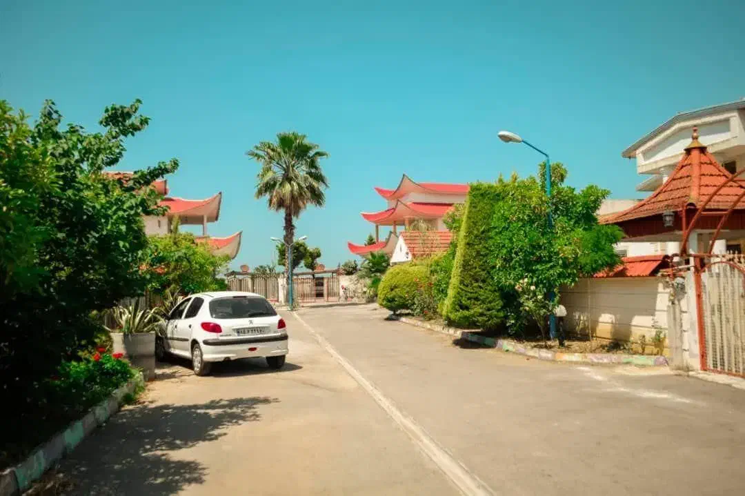 ویلااستخردارومعمولی نوارساحلی|اجارهٔ کوتاهمدت ویلا و باغ|بابلسر, |دیوار