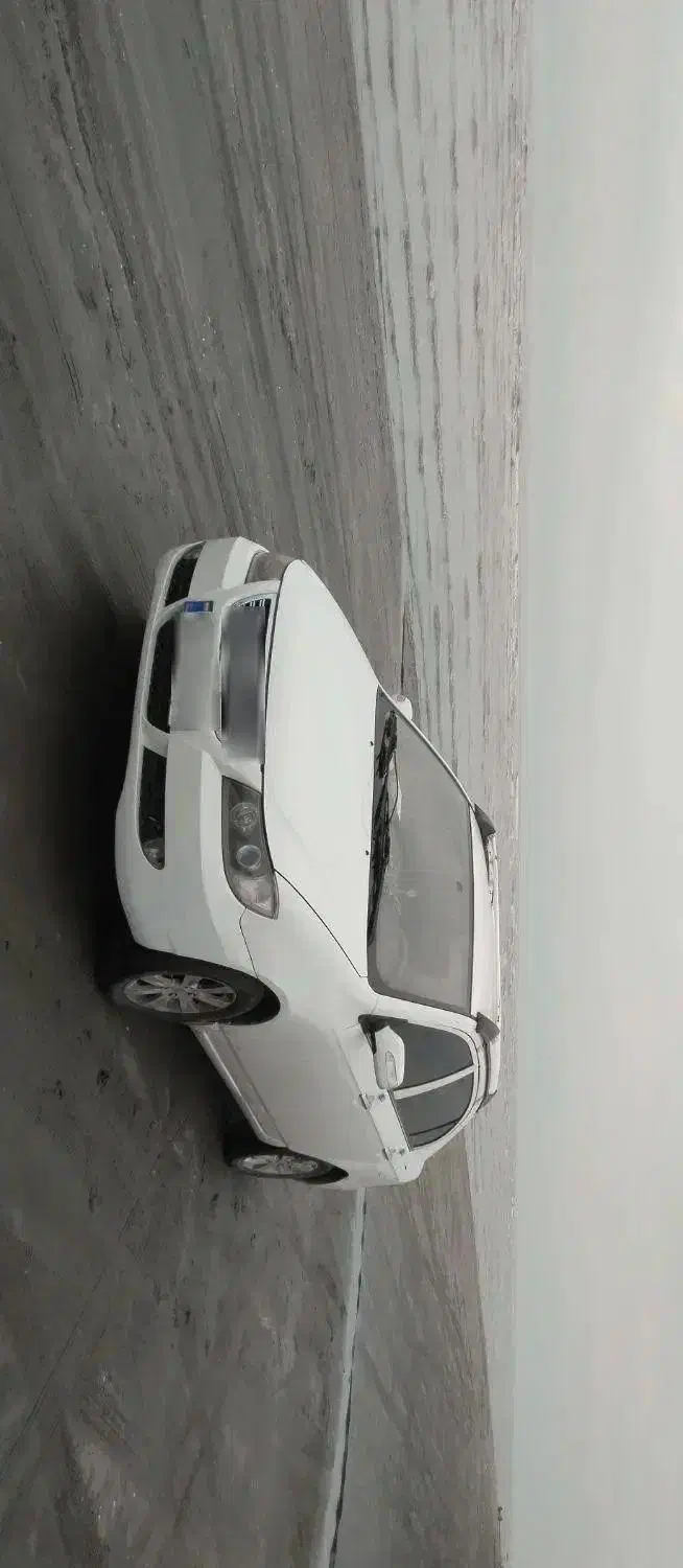 لیفان۶۲۰|خودرو سواری و وانت|ملایر, |دیوار