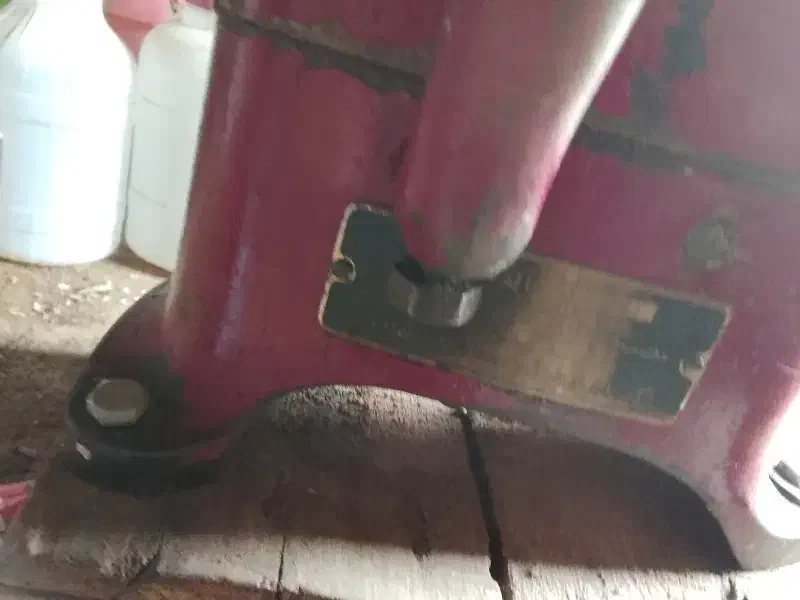 چرخ شیر|چرخ خیاطی و ریسندگی|قوچان, |دیوار