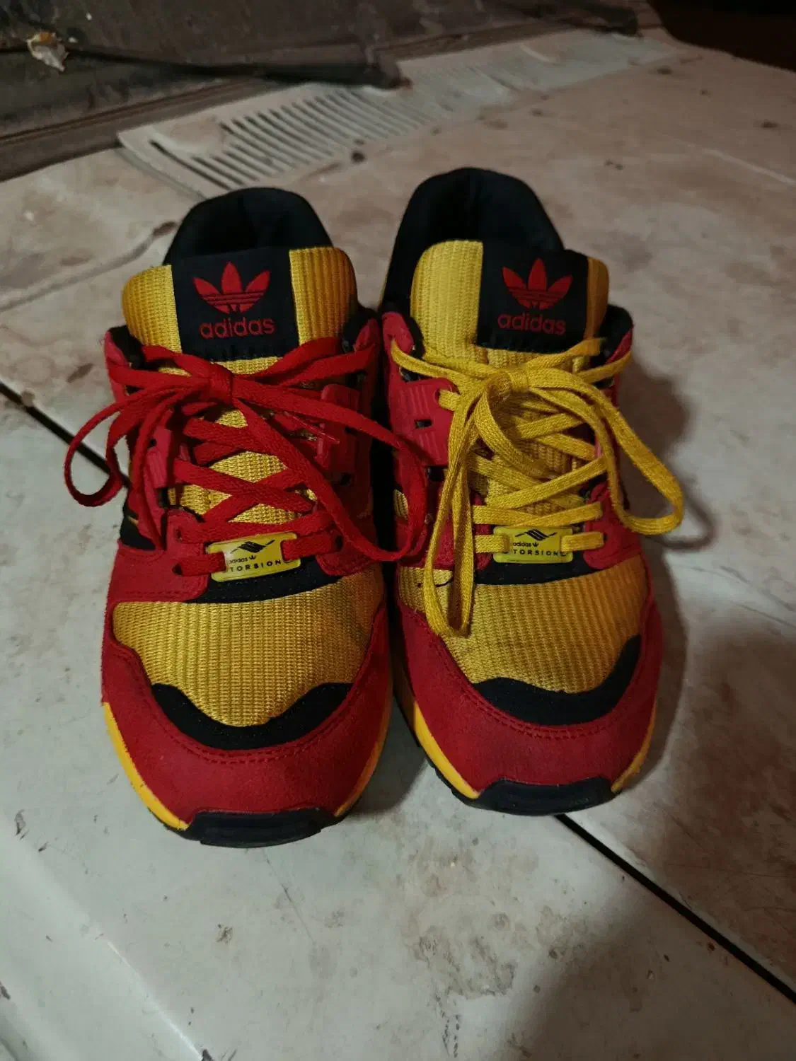 کتونیzx اسپانیا ۴۰|کیف، کفش، کمربند|قرچک, مهدیه|دیوار