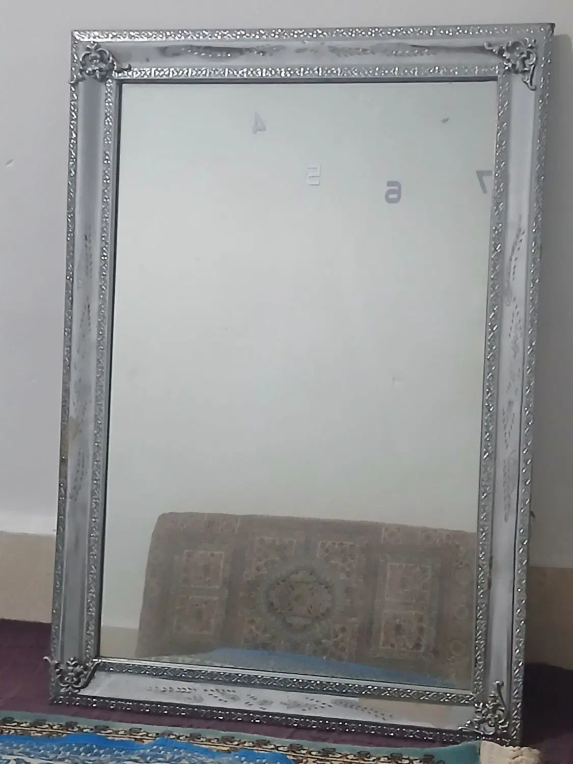 آینه|آینه|گرگان, |دیوار