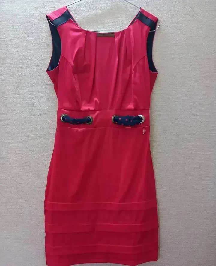 دوتا پیراهن مجلسی باارسال رایگان|لباس|آمل, |دیوار