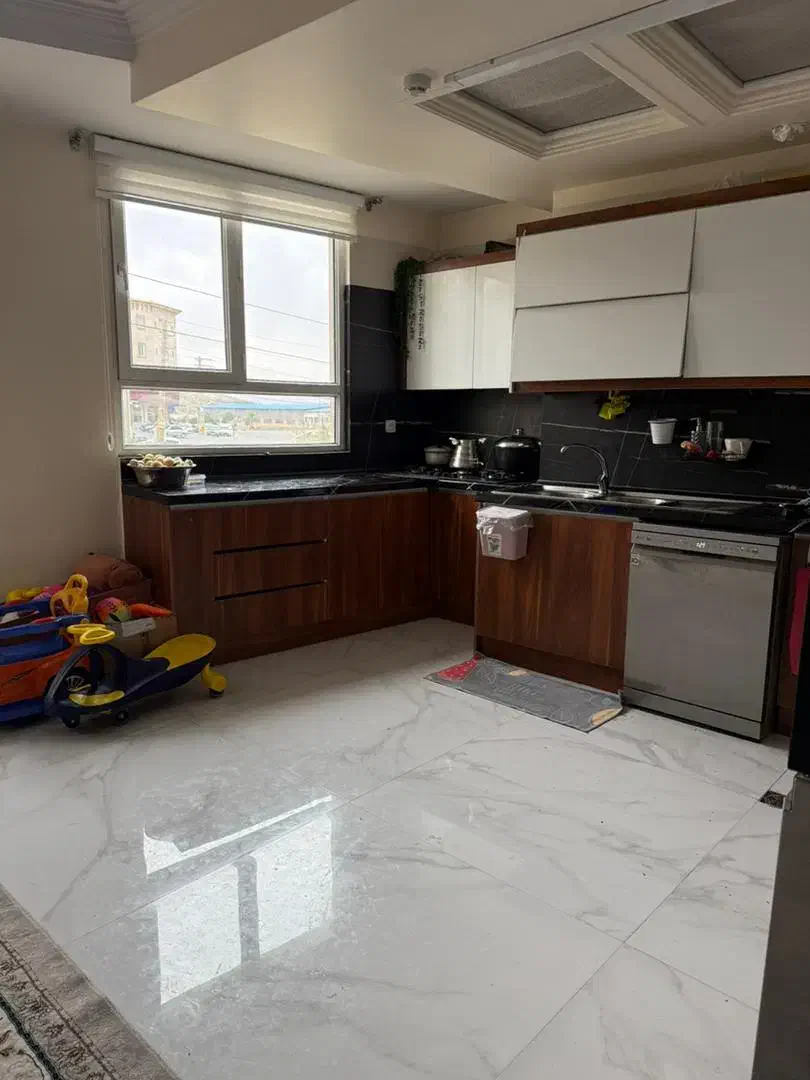 ۹۴ متر نوساز بر مطهری فول|اجارهٔ آپارتمان|رودهن, |دیوار