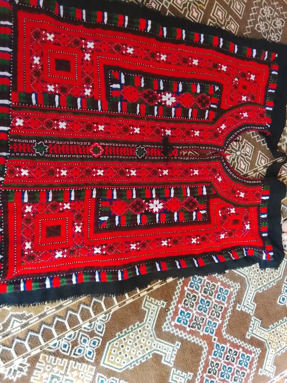 فروش زیخ استین|لباس|بیرک, |دیوار