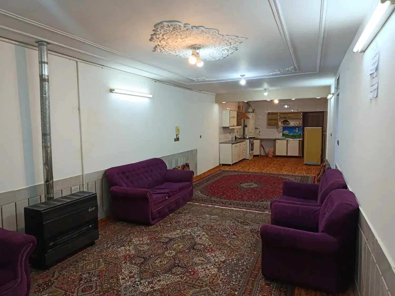 اجاره منزل مبله|اجارهٔ کوتاه‌مدت آپارتمان و سوئیت|شهرضا, |دیوار