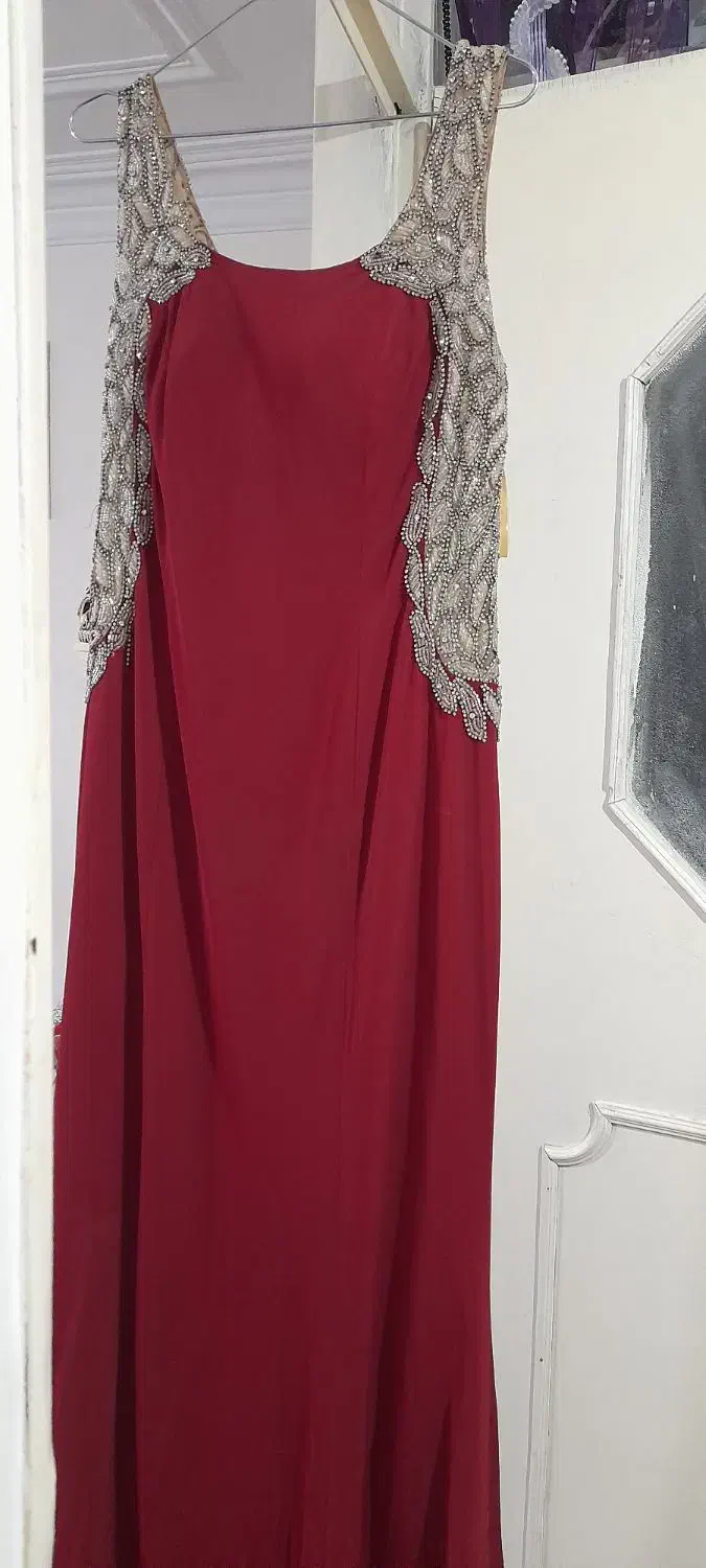 لباس مجلسی|لباس|کرج, ساماندهی|دیوار