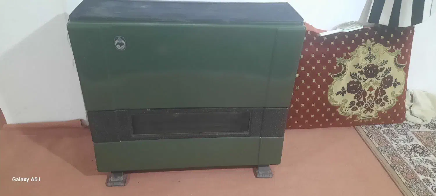 بخاری طرح قدیمی لورچ|بخاری، هیتر، شومینه|بجنورد, |دیوار