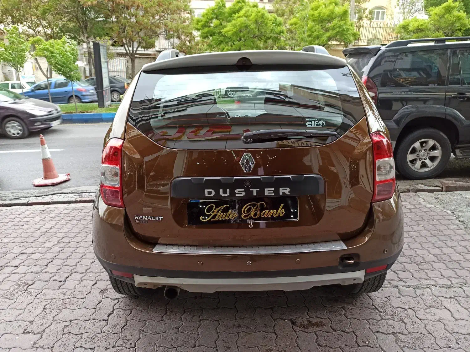 رنو داستر 2015 اتومات بدون رنگ در حد|خودرو سواری و وانت|تبریز, |دیوار