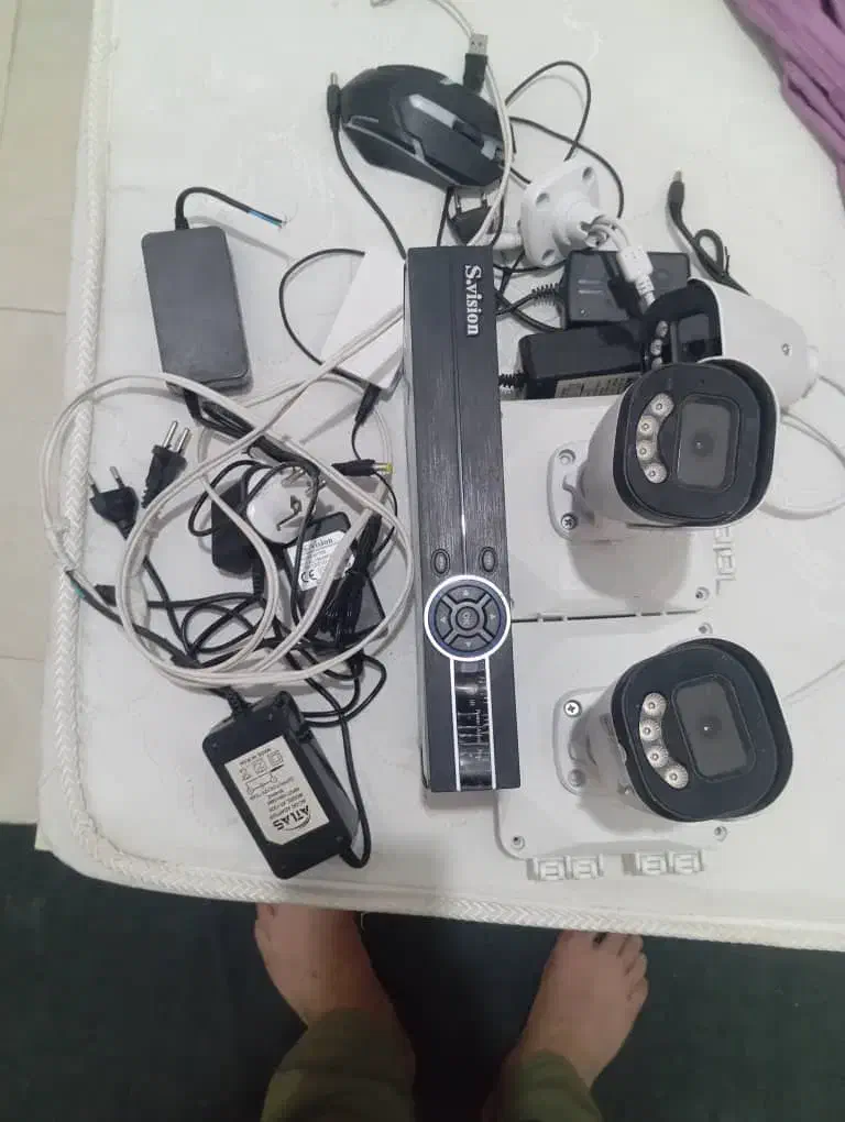 تلویزیون ۵۰ اینچ با دوربین مداربسته|تلویزیون و پروژکتور|سیرجان, |دیوار