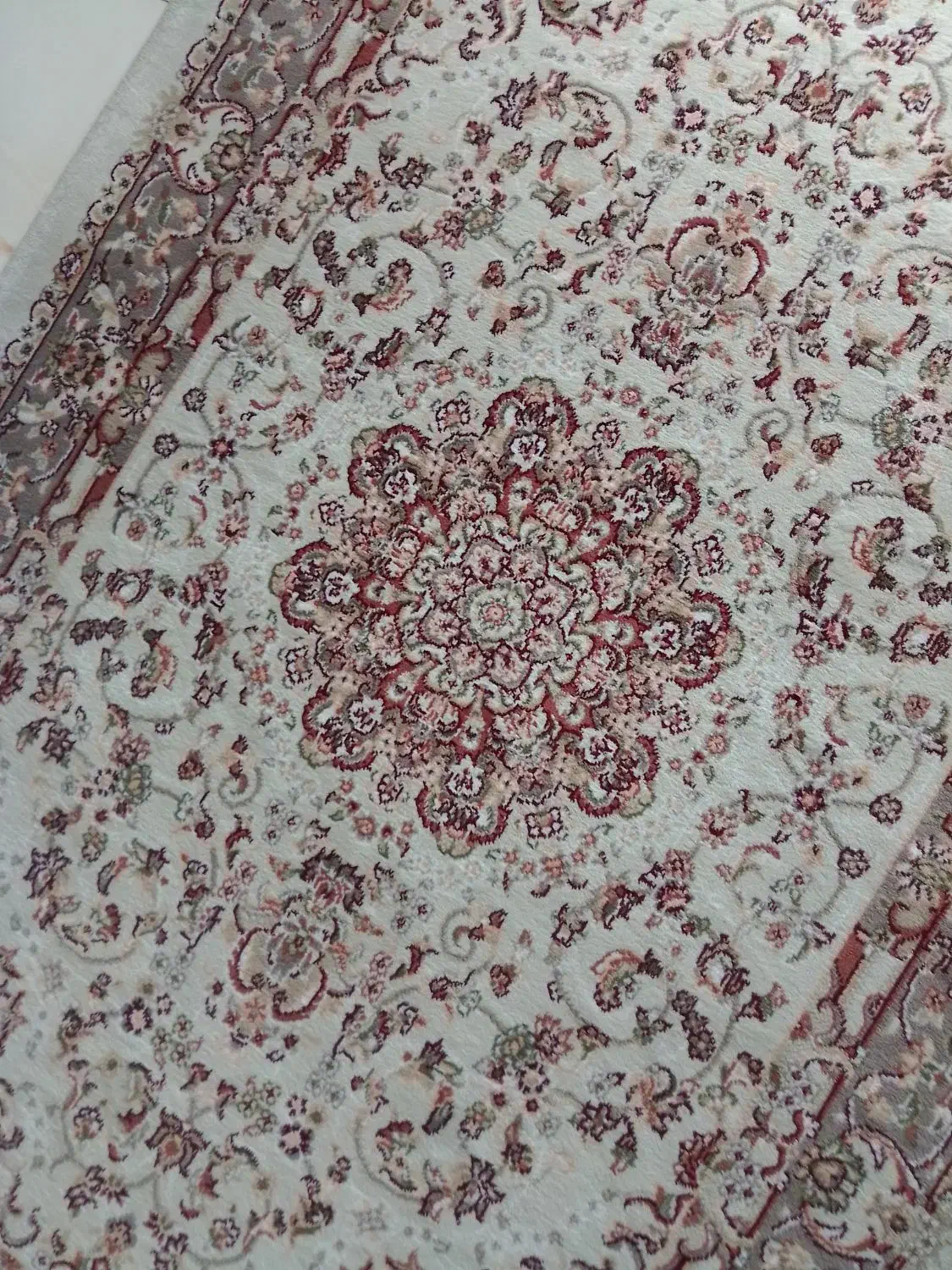 فرش یک در یک و نیم و پادری|فرش|اسلامشهر, شهرک انبیا|دیوار