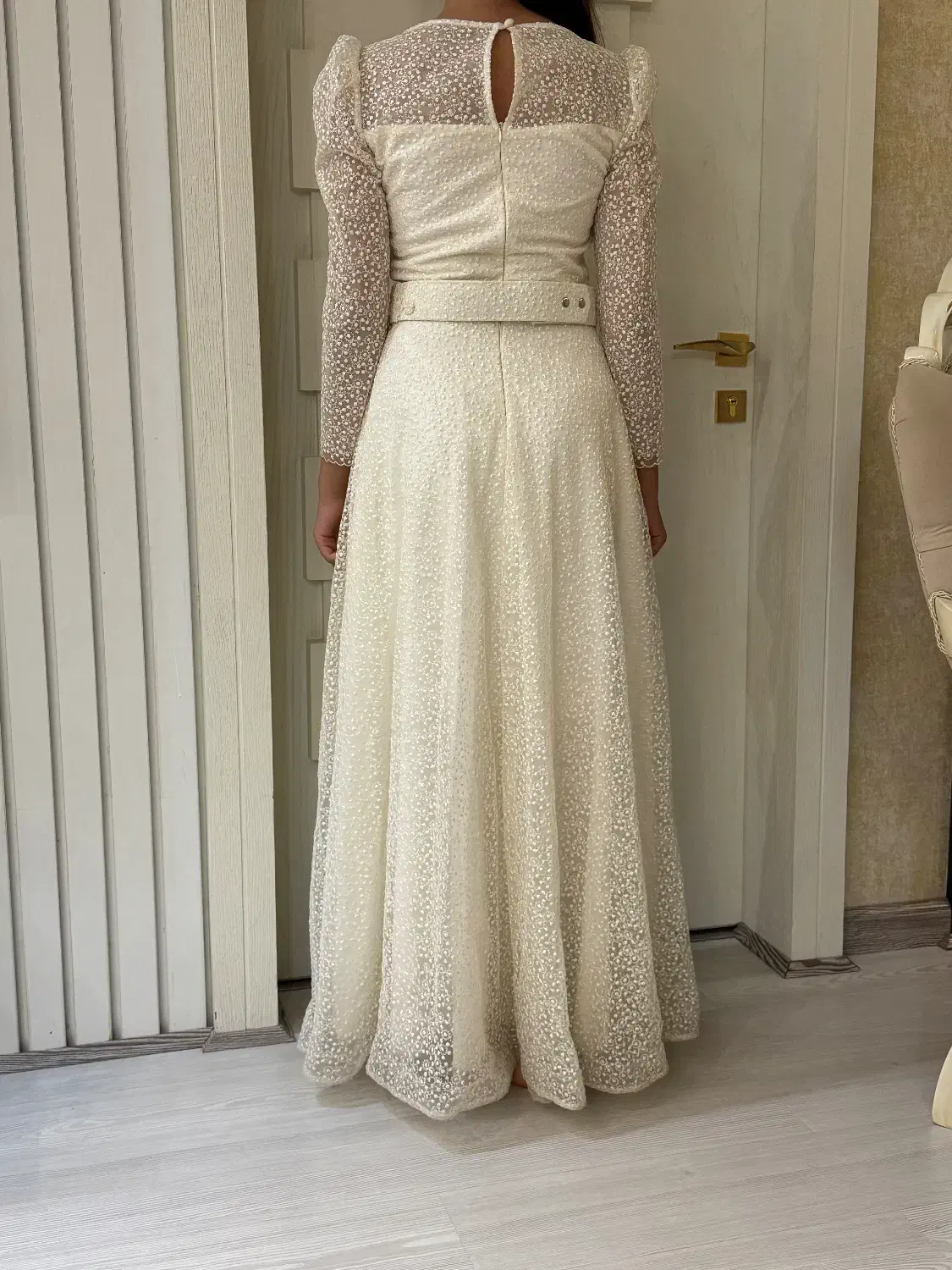 پیراهن سفید|لباس|اصفهان, مهرآباد|دیوار