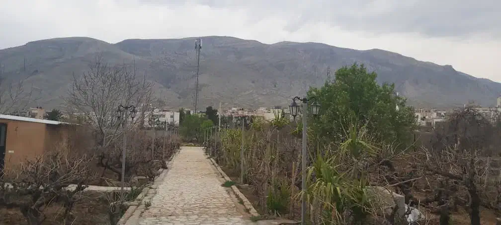 اجاره باغ واقع در کسایی|اجارهٔ کوتاه‌مدت ویلا و باغ|شیراز, فرهنگ شهر|دیوار