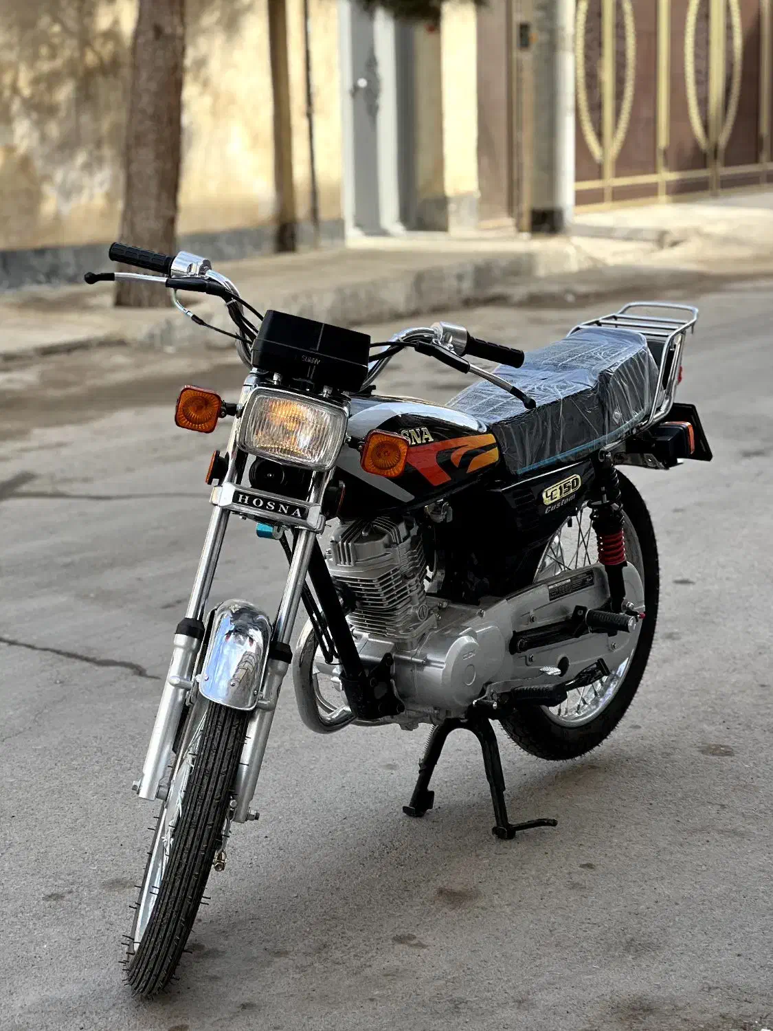 موتور هوسنا ۴۰۴|موتورسیکلت|قم, ولیعصر|دیوار