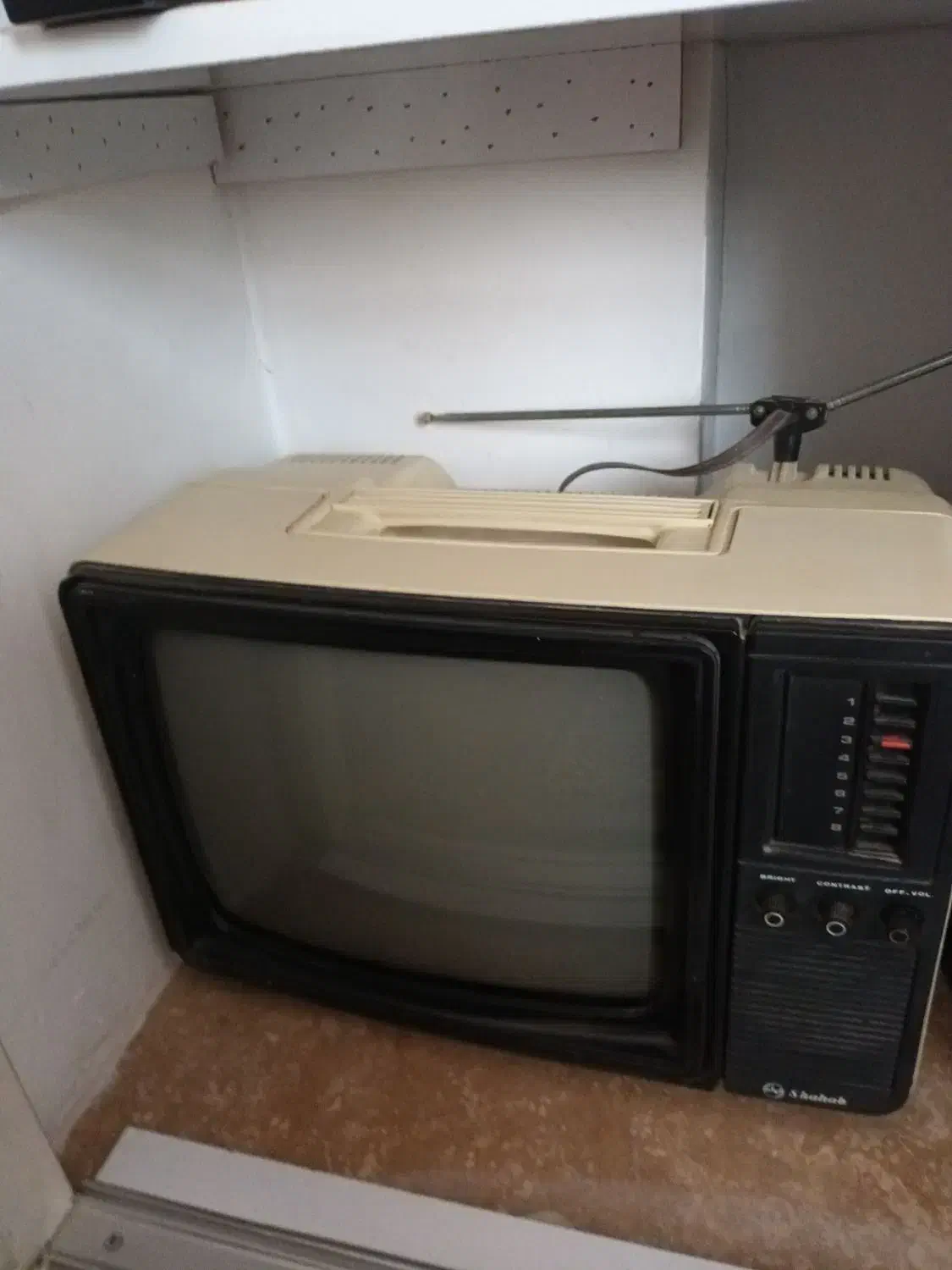 تلویزیون ۱۴ اینچ شهاب|تلویزیون و پروژکتور|تهران, بوستان چیتگر|دیوار