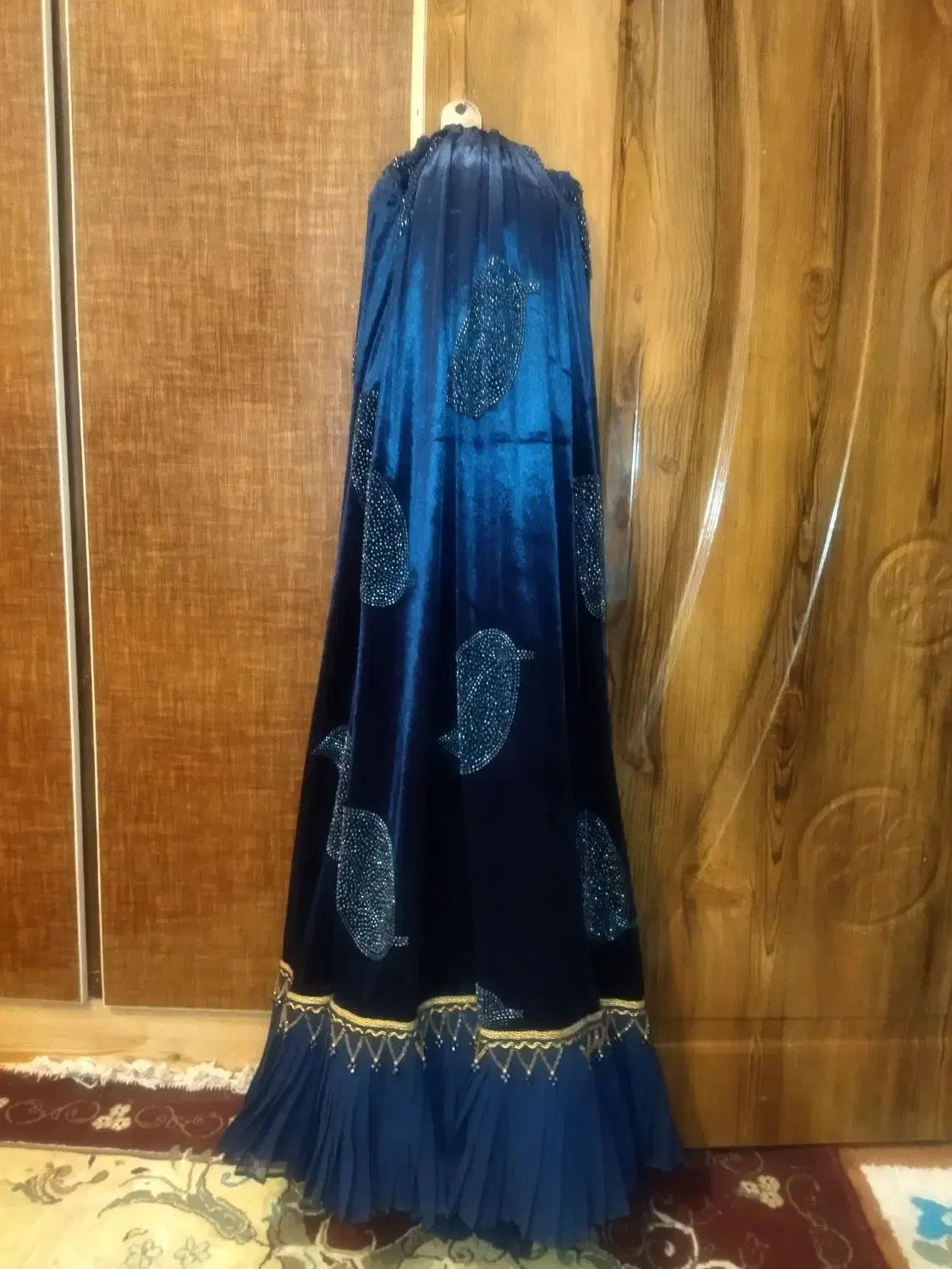 لباس محلی  (لباس لری اصیل)|لباس|یاسوج, |دیوار