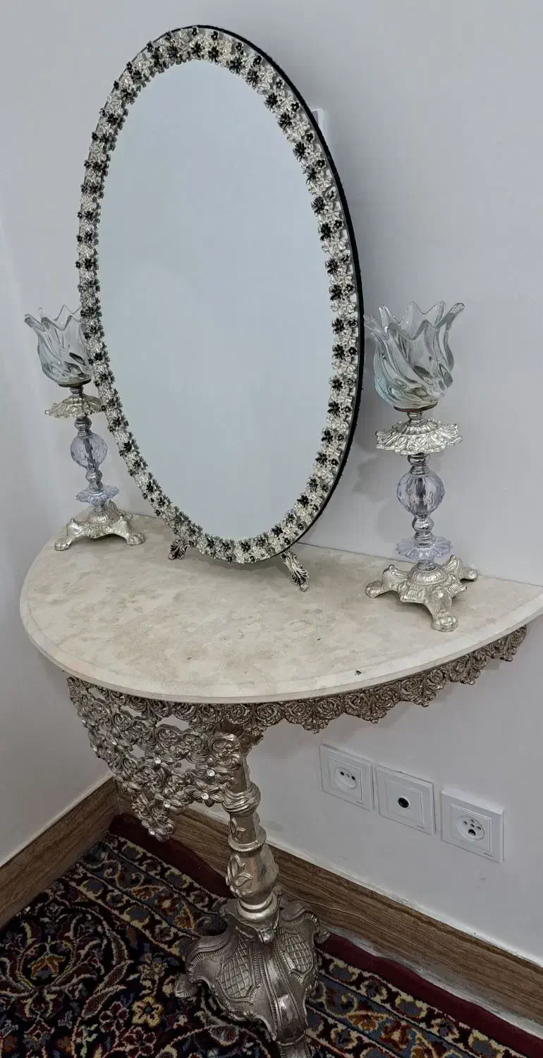 اینه شمعدان|آینه|ابریشم, |دیوار