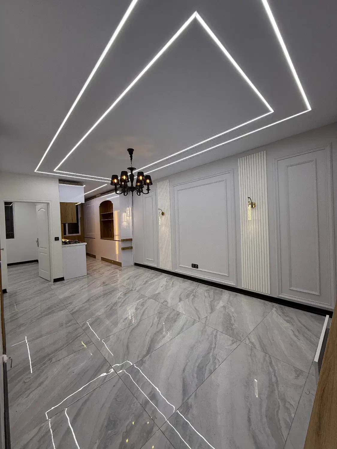 واحد۵۰ متری/فول دیزاین/قیمت مناسب/سندتک برگ