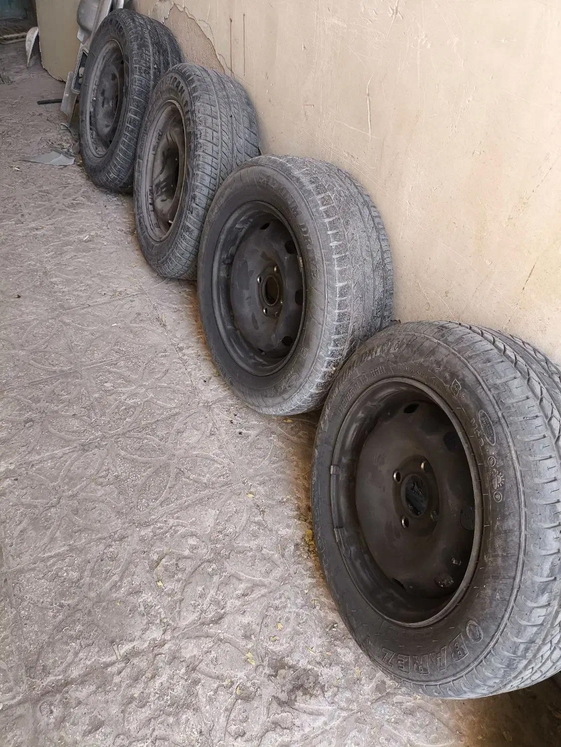 رینگ و لاستیک فابریک 14|قطعات یدکی و لوازم جانبی|کرمان, |دیوار