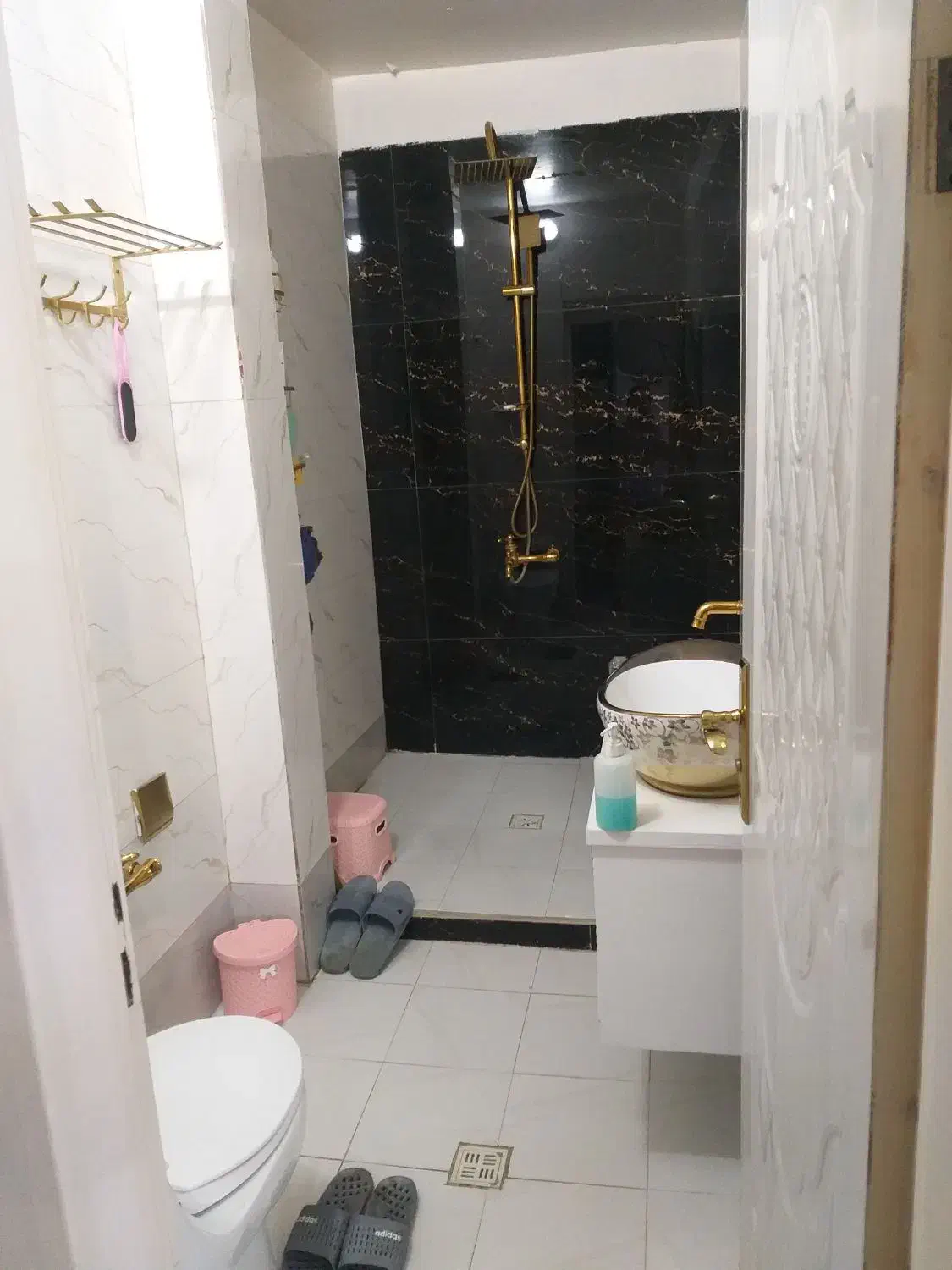 آپارتمان فروشی ۶۳ متری زیر قیمت منطقه بازسازی شده|فروش آپارتمان|تهران, شکوفه|دیوار