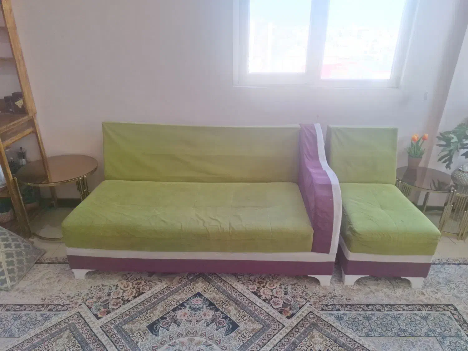 فروش یک دست مبل ۷ نفره راحتی ساخت تهران|مبلمان خانگی و میز عسلی|تربت جام, نظامی|دیوار